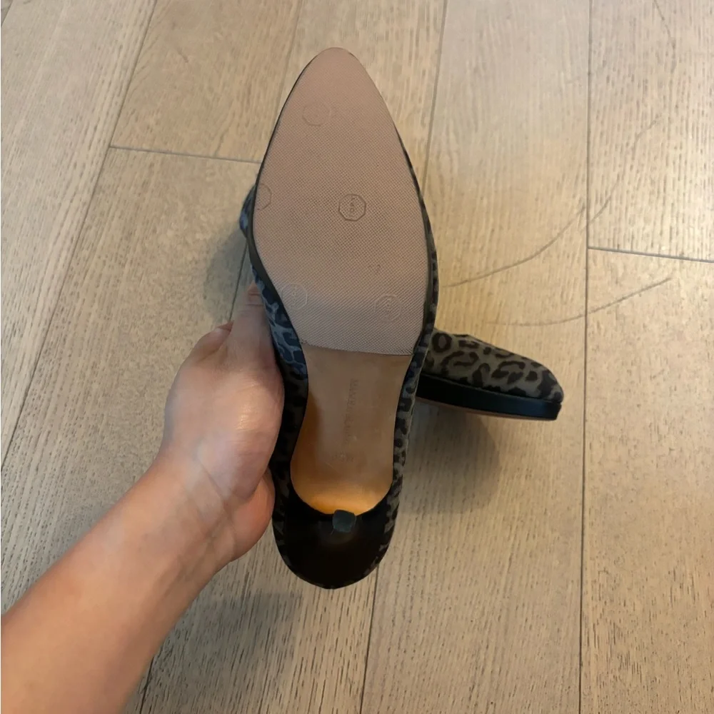 Manolo Blahnik Leopard Print Heels - Picture 5 of 7